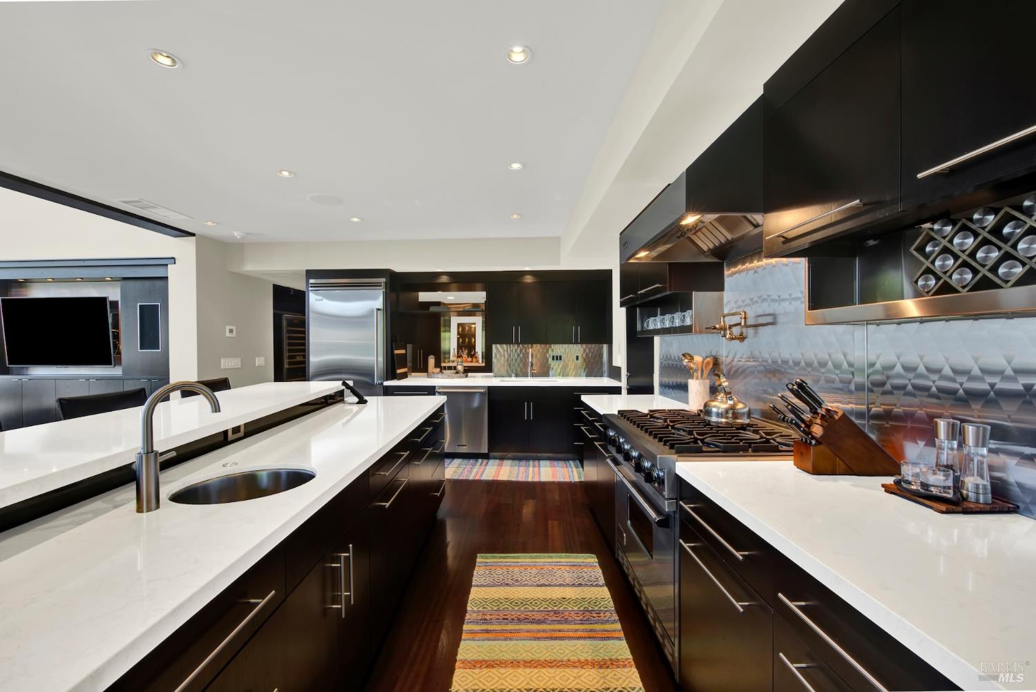 860 Meadowood Lane St. Helena CA 94574