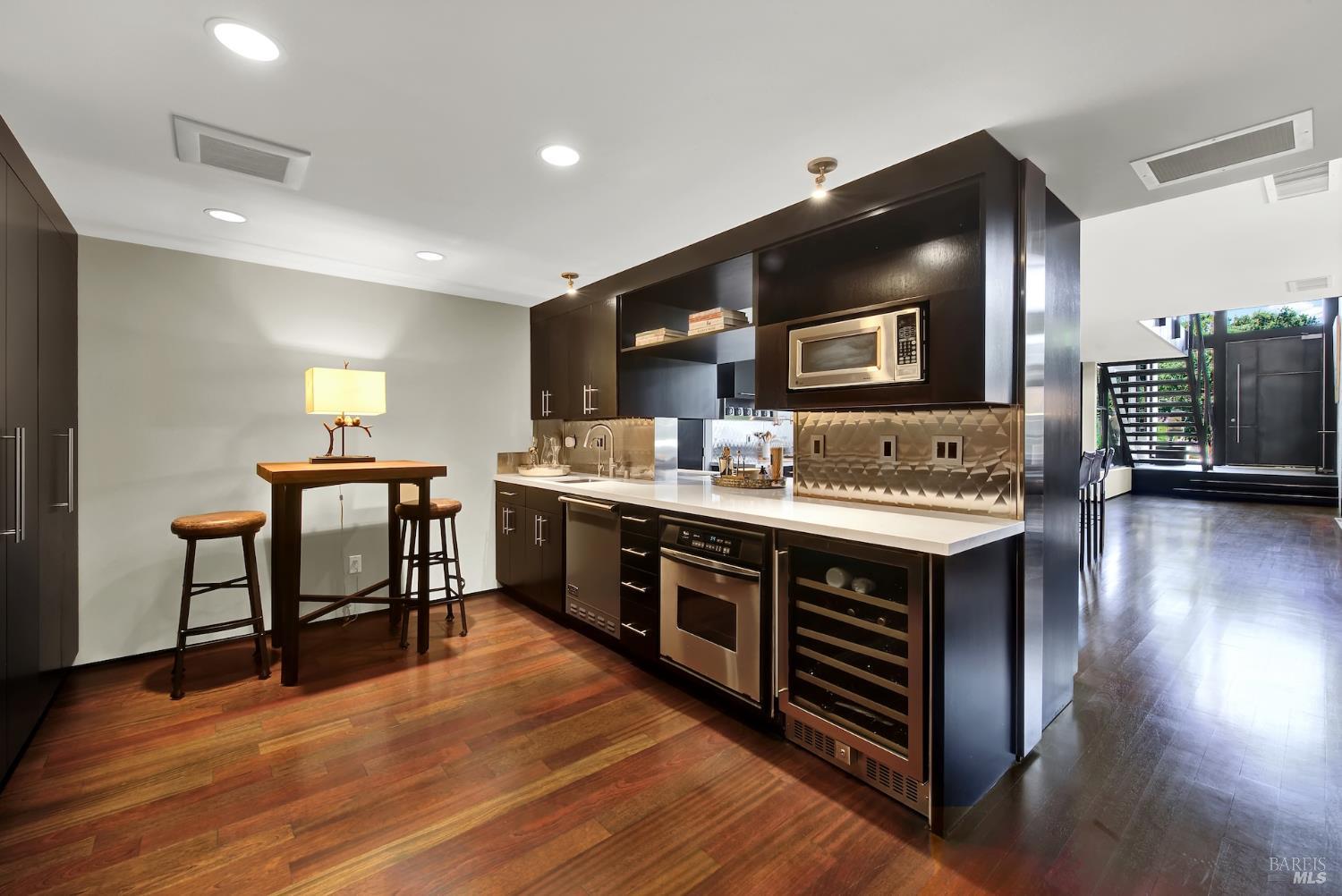 860 Meadowood Lane St. Helena CA 94574