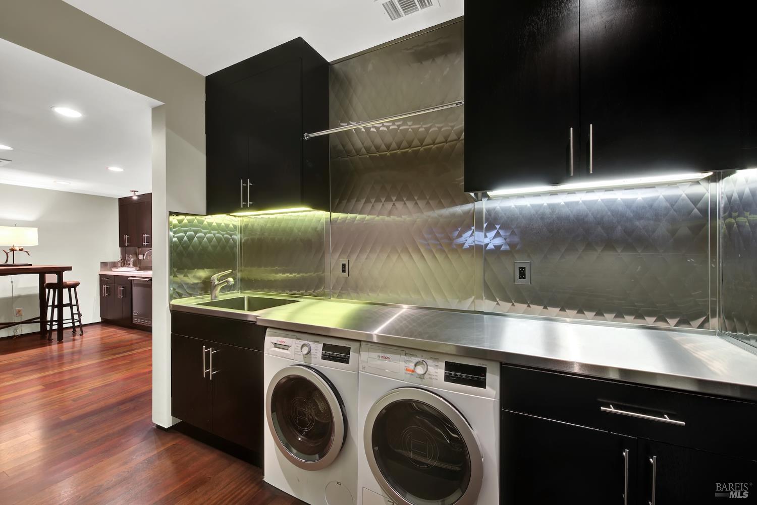 860 Meadowood Lane St. Helena CA 94574