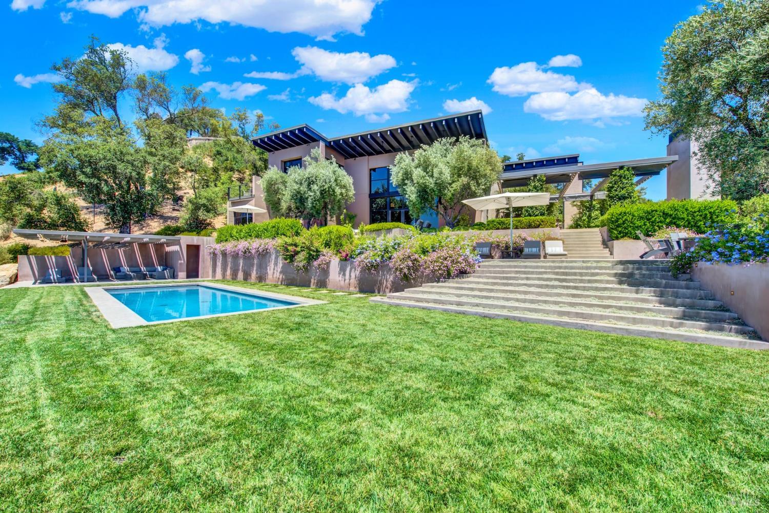 860 Meadowood Lane St. Helena CA 94574