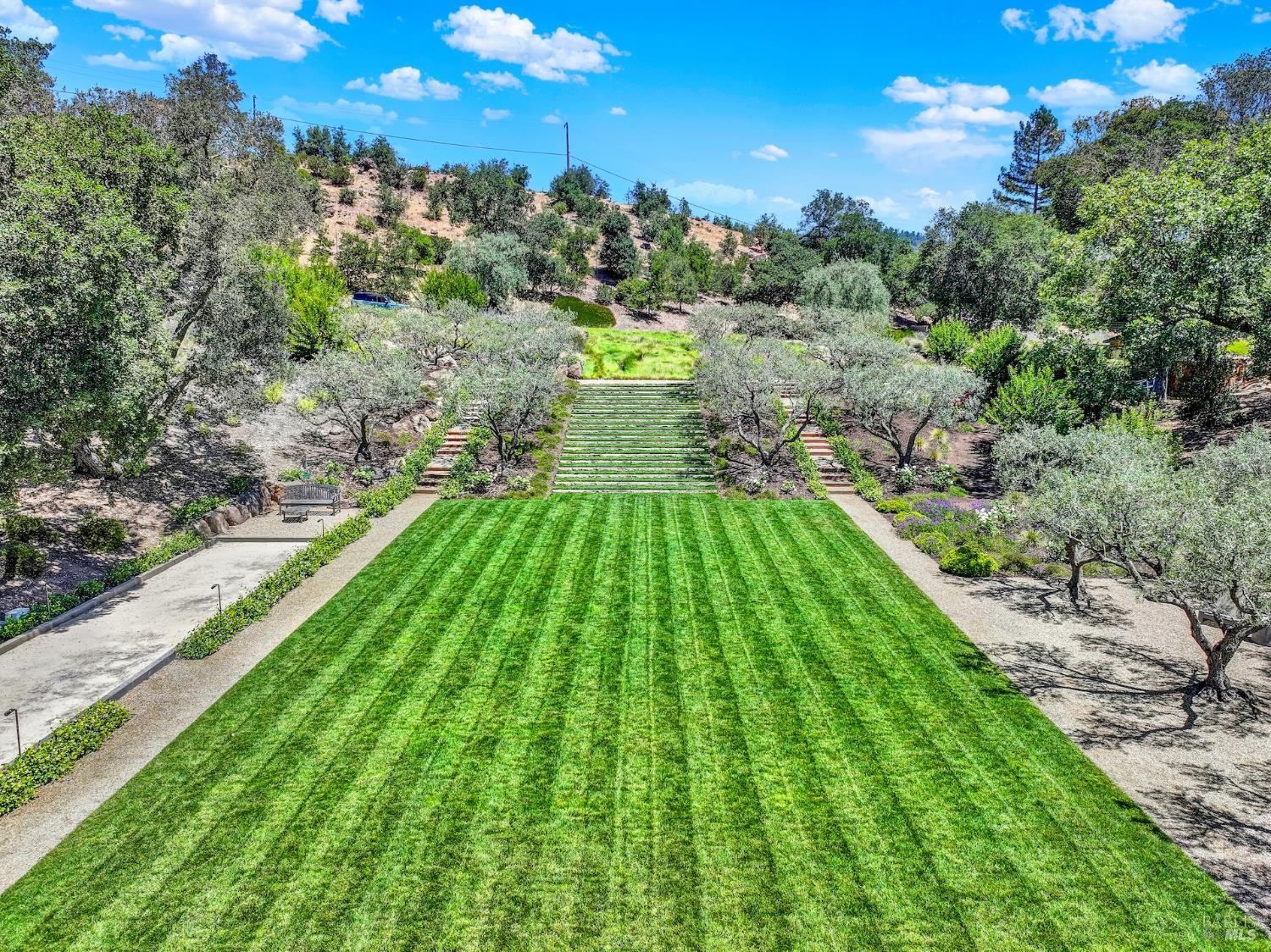 860 Meadowood Lane St. Helena CA 94574