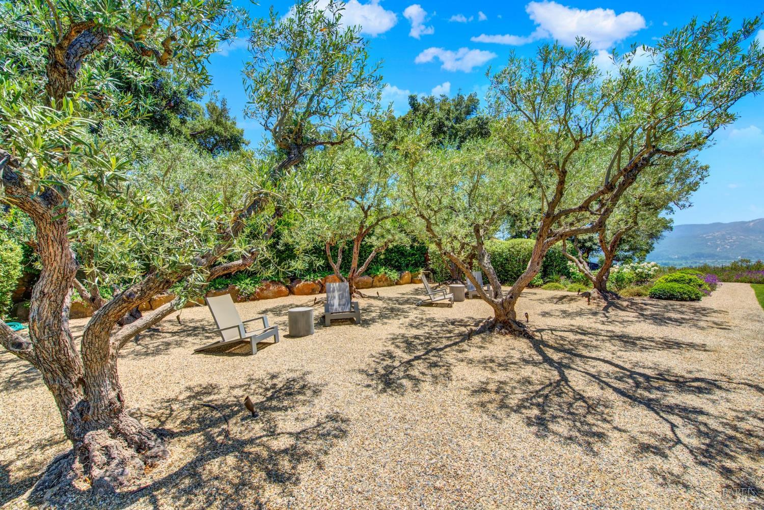 860 Meadowood Lane St. Helena CA 94574