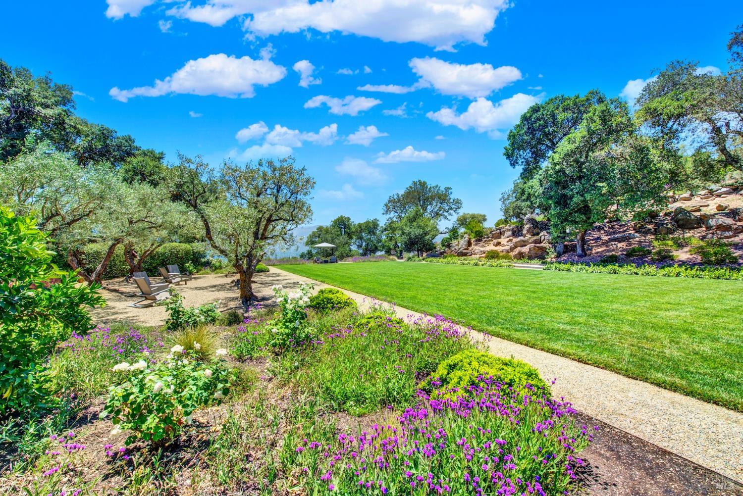 860 Meadowood Lane St. Helena CA 94574
