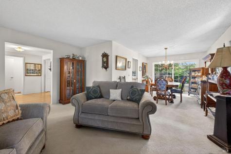 7569 Oak Leaf Drive Santa Rosa CA 95409