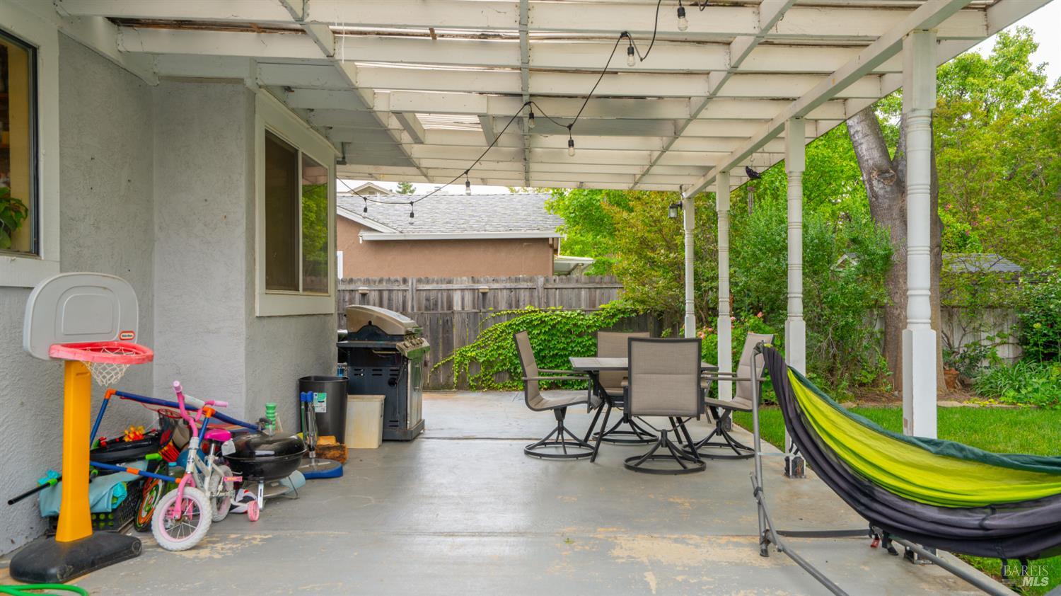 254 Limerick Way Vacaville CA 95688