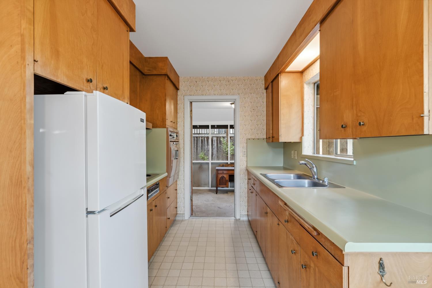 580 E Thomson Avenue Sonoma CA 95476