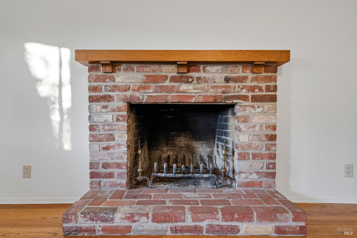 580 E Thomson Avenue Sonoma CA 95476
