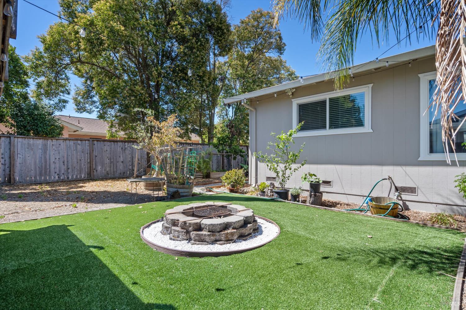 3724 Hoen Avenue Santa Rosa CA 95405