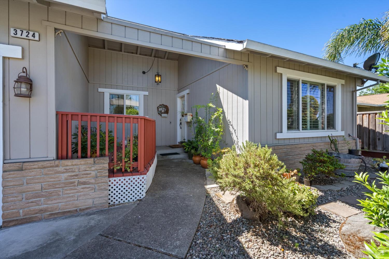 3724 Hoen Avenue Santa Rosa CA 95405