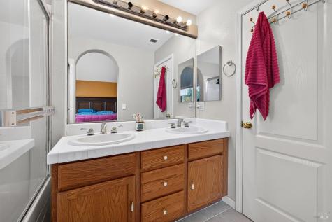 3315 Canyonlands Avenue Santa Rosa CA 95407