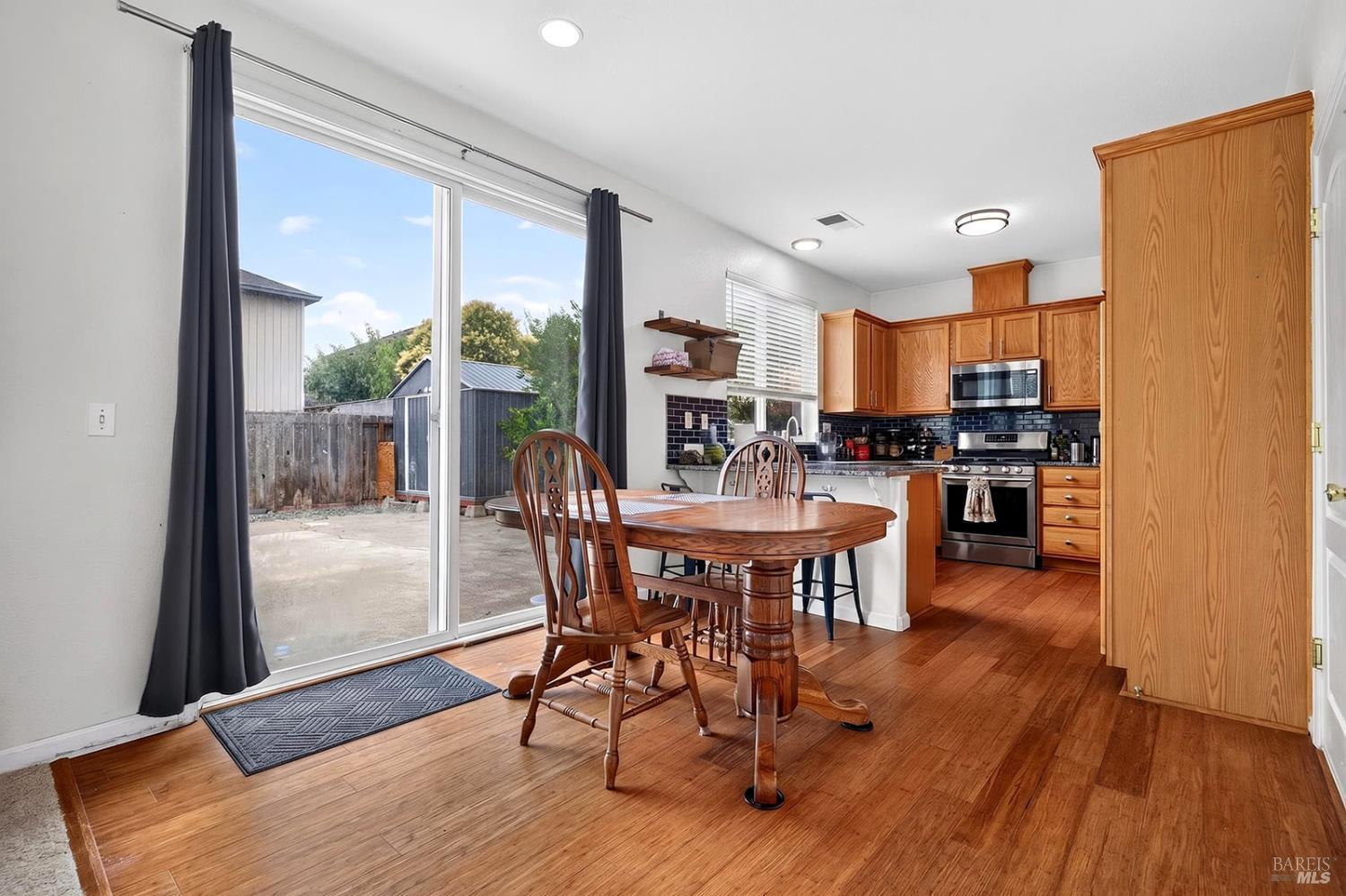 3315 Canyonlands Avenue Santa Rosa CA 95407