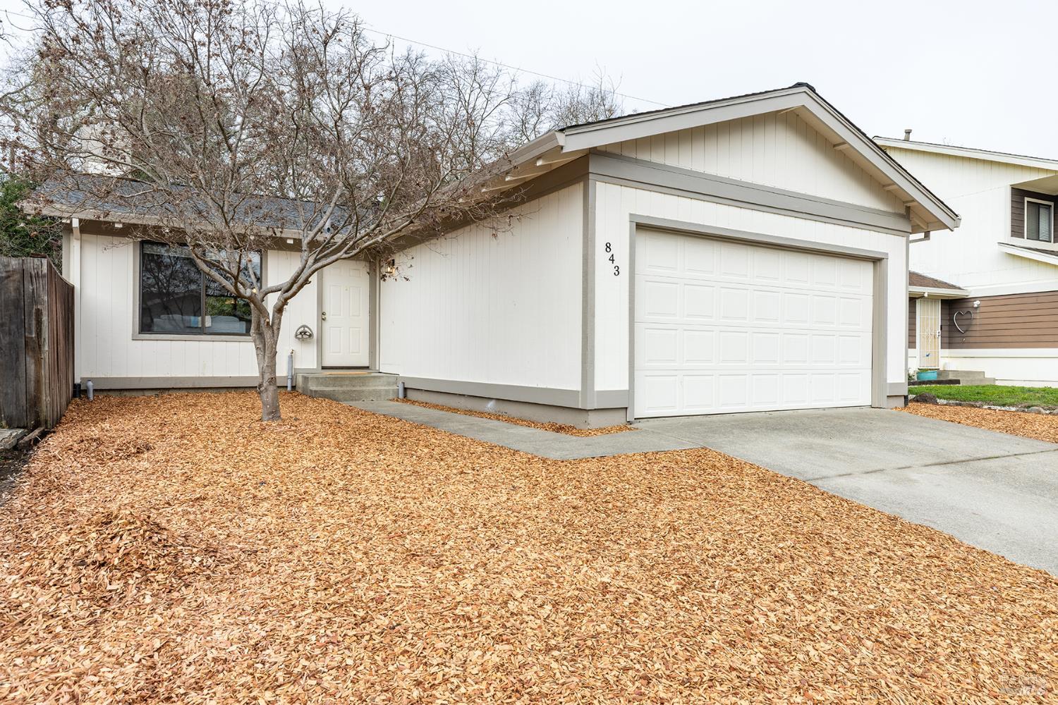 843 Falcon Way Healdsburg CA 95448