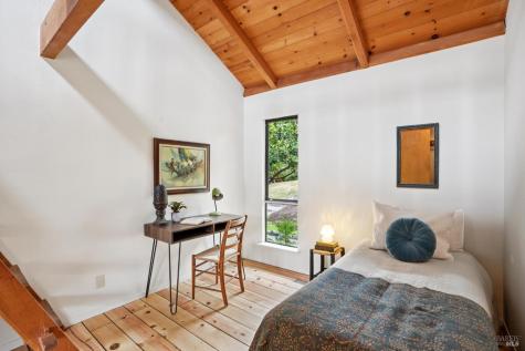 10 Miwok Way Inverness CA 94937