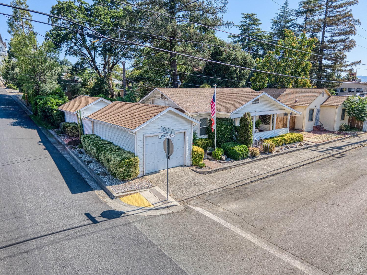 130 Armstrong Street Lakeport CA 95453