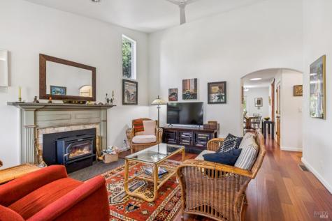 106 Hooker Avenue Sonoma CA 95476