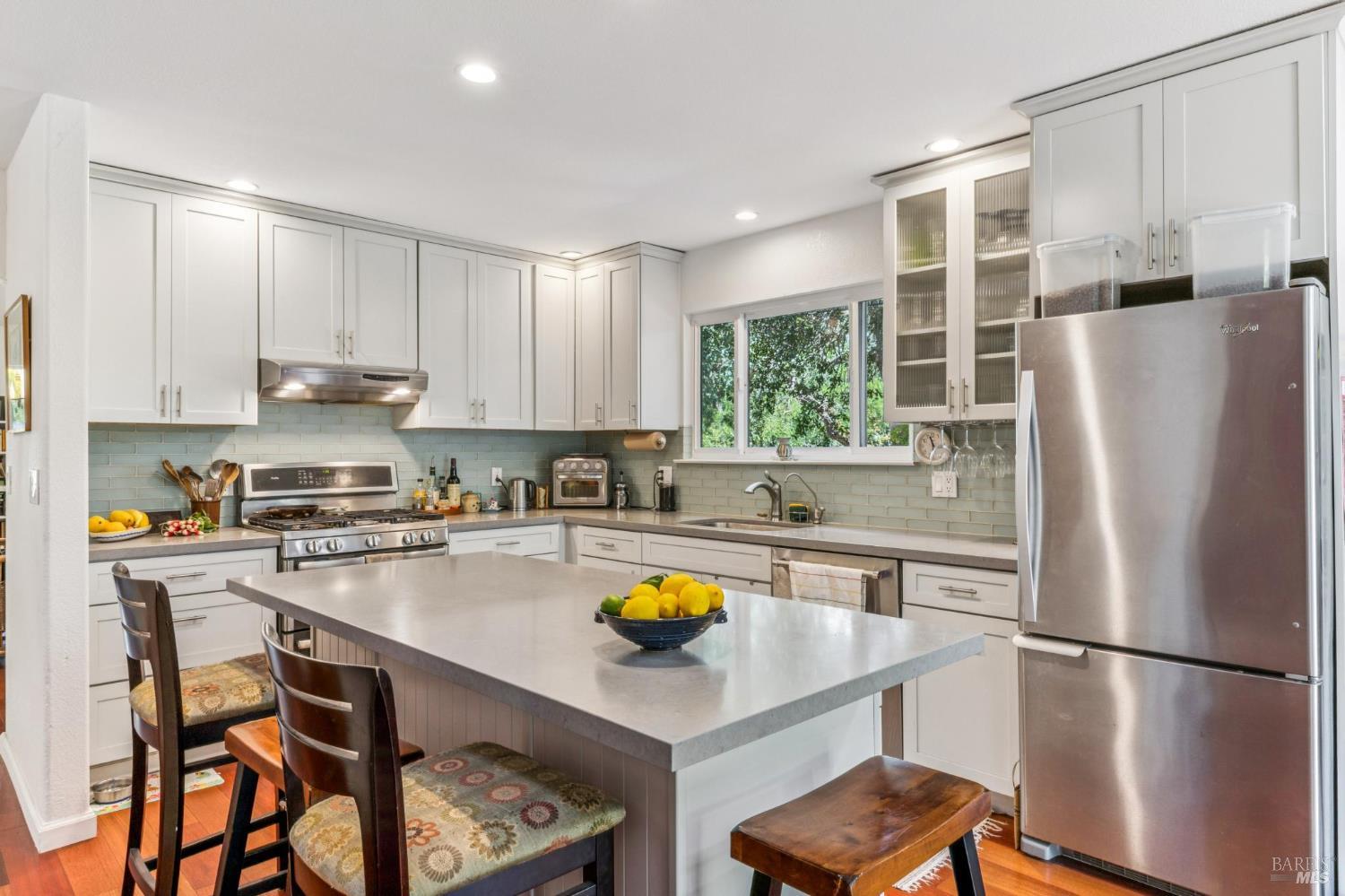 106 Hooker Avenue Sonoma CA 95476