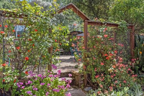 106 Hooker Avenue Sonoma CA 95476