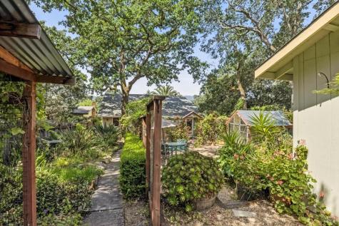 106 Hooker Avenue Sonoma CA 95476