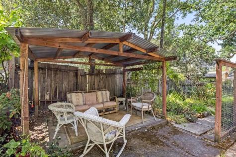 106 Hooker Avenue Sonoma CA 95476