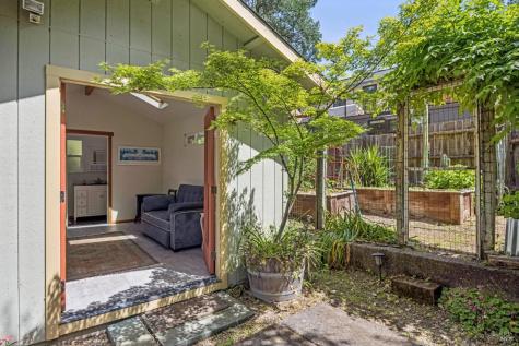 106 Hooker Avenue Sonoma CA 95476