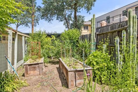 106 Hooker Avenue Sonoma CA 95476