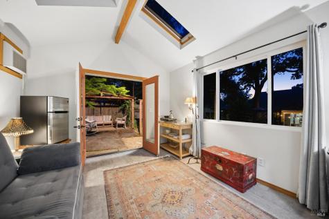 106 Hooker Avenue Sonoma CA 95476
