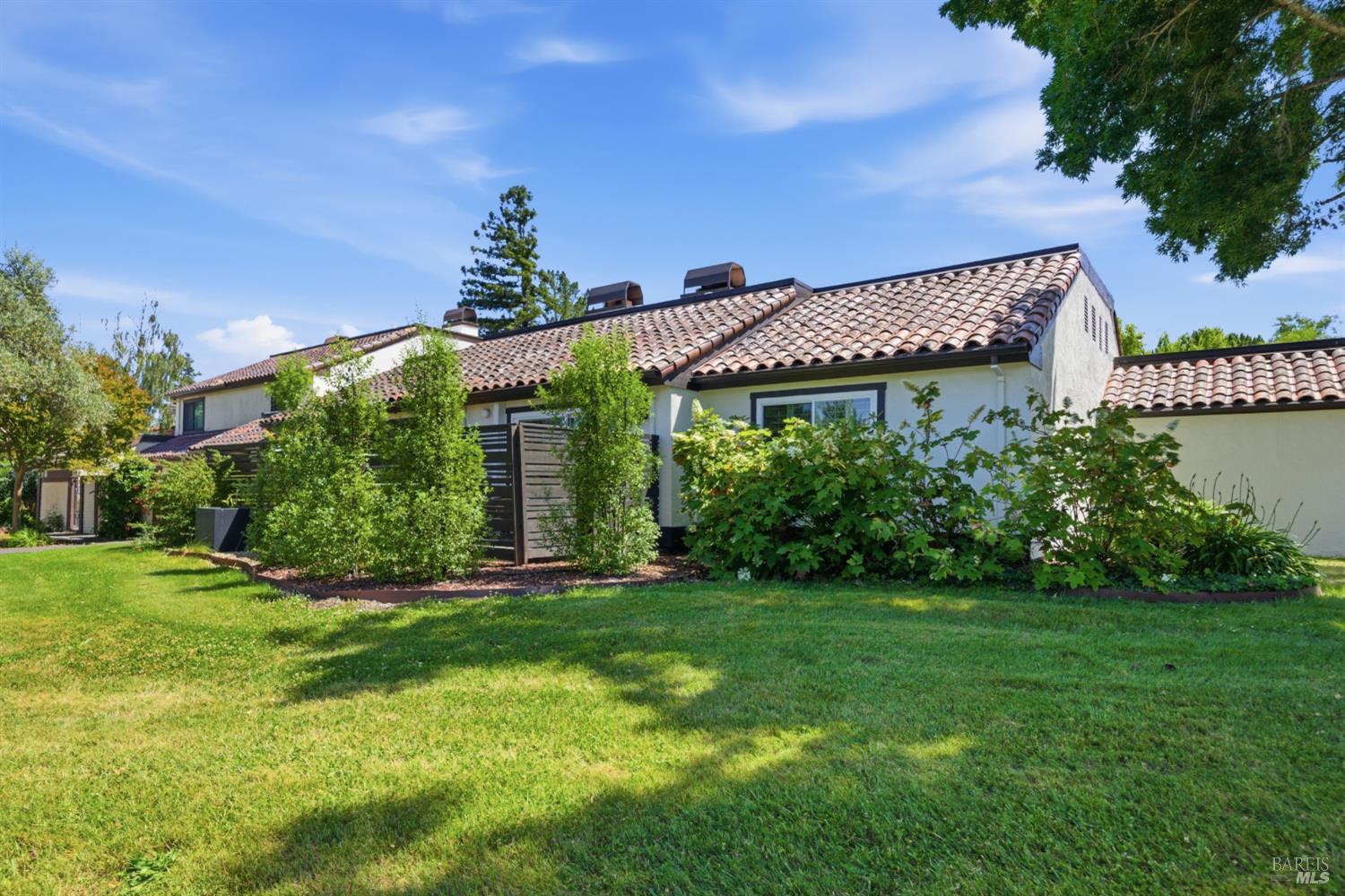 179 Vineyard Circle Sonoma CA 95476