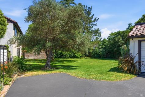 179 Vineyard Circle Sonoma CA 95476