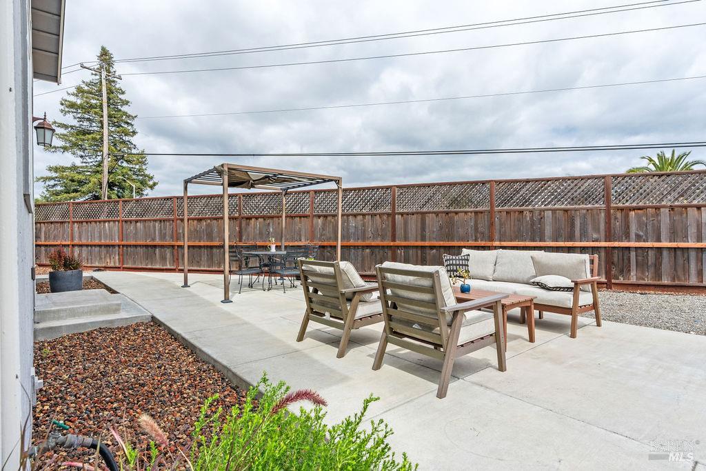 3690 Hillary Court Santa Rosa CA 95403