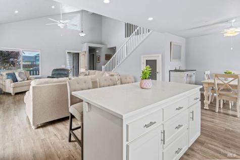 3690 Hillary Court Santa Rosa CA 95403
