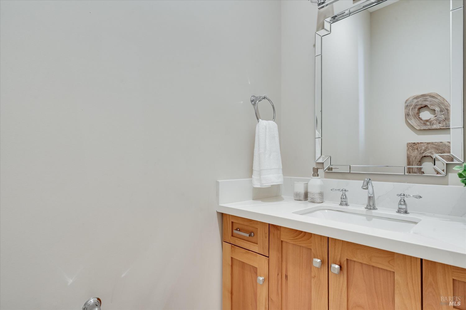 2089 Stagecoach Road Santa Rosa CA 95404