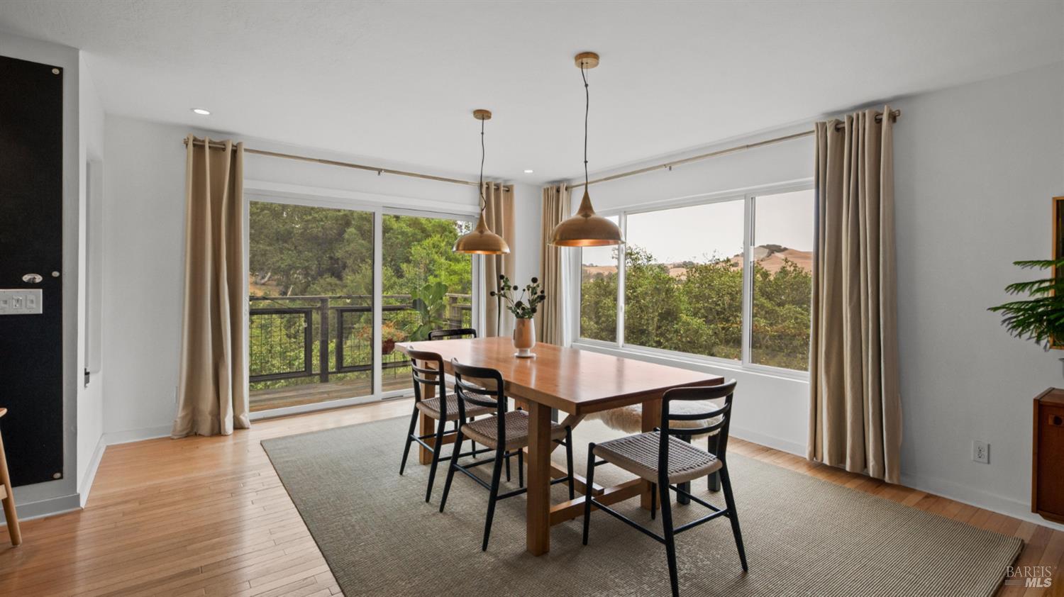 129 Sunny Hill Drive Petaluma CA 94952
