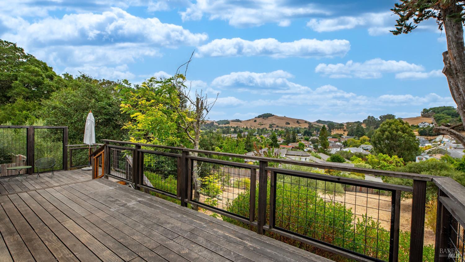 129 Sunny Hill Drive Petaluma CA 94952