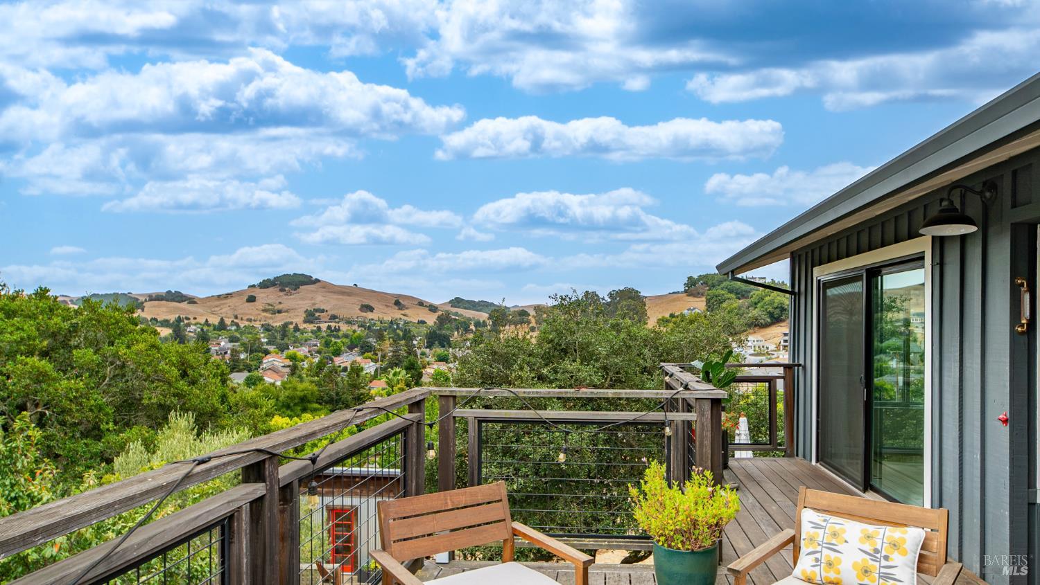 129 Sunny Hill Drive Petaluma CA 94952
