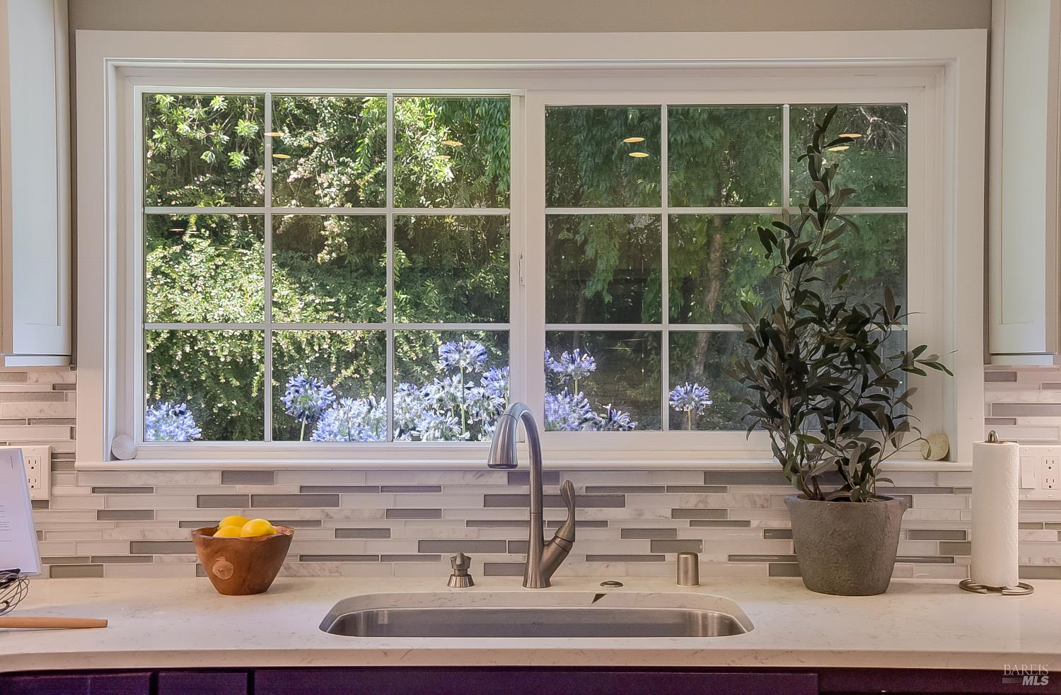 102 Adams Street Novato CA 94947
