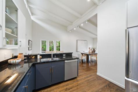 370 Via La Cumbre Greenbrae CA 94904