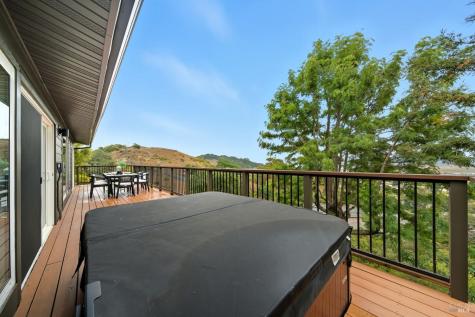 370 Via La Cumbre Greenbrae CA 94904