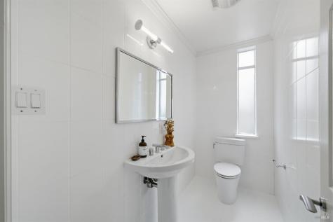 370 Via La Cumbre Greenbrae CA 94904