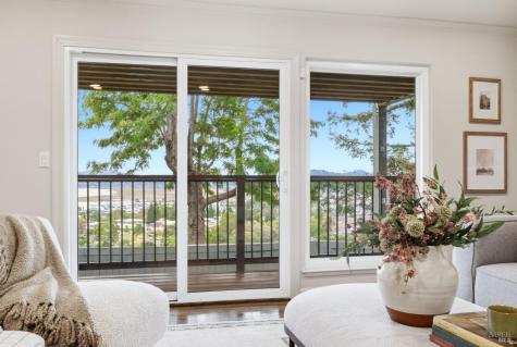 370 Via La Cumbre Greenbrae CA 94904