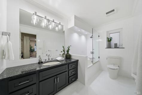 370 Via La Cumbre Greenbrae CA 94904