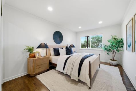 370 Via La Cumbre Greenbrae CA 94904