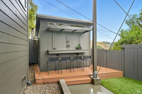 370 Via La Cumbre Greenbrae CA 94904