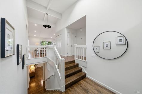 370 Via La Cumbre Greenbrae CA 94904