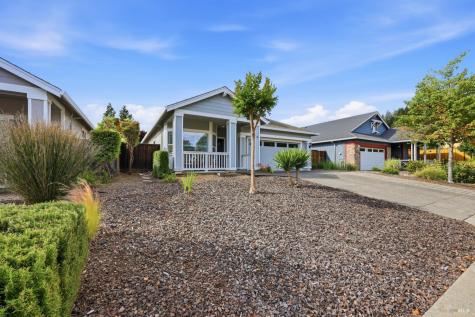 109 Douglas Fir Circle Cloverdale CA 95425