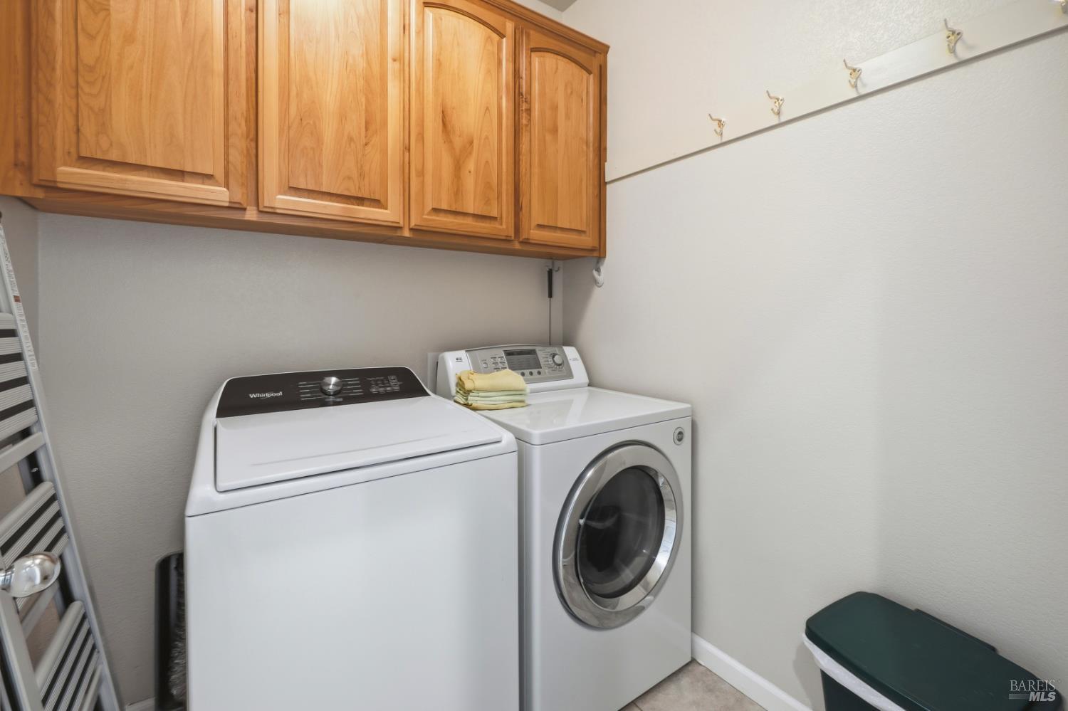 109 Douglas Fir Circle Cloverdale CA 95425