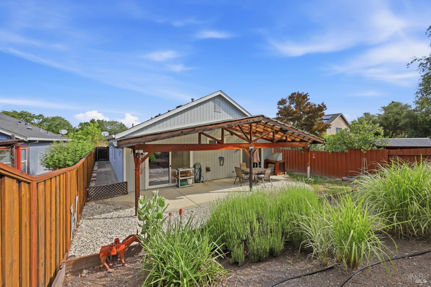 109 Douglas Fir Circle Cloverdale CA 95425