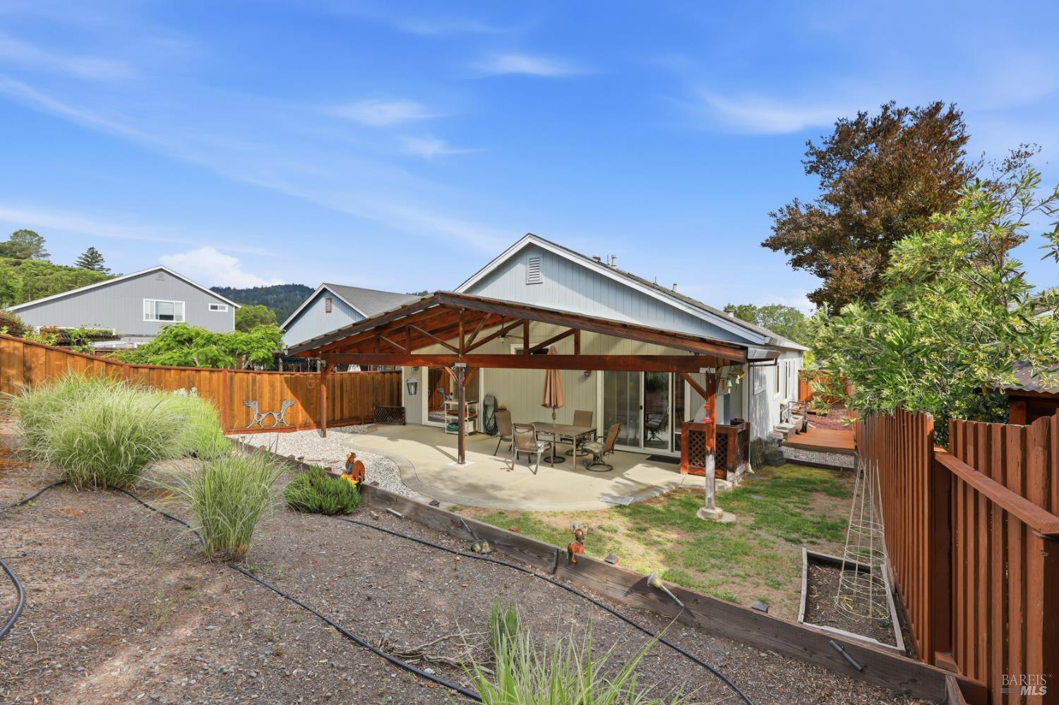 109 Douglas Fir Circle Cloverdale CA 95425