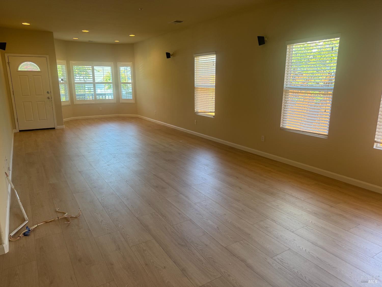 109 Douglas Fir Circle Cloverdale CA 95425