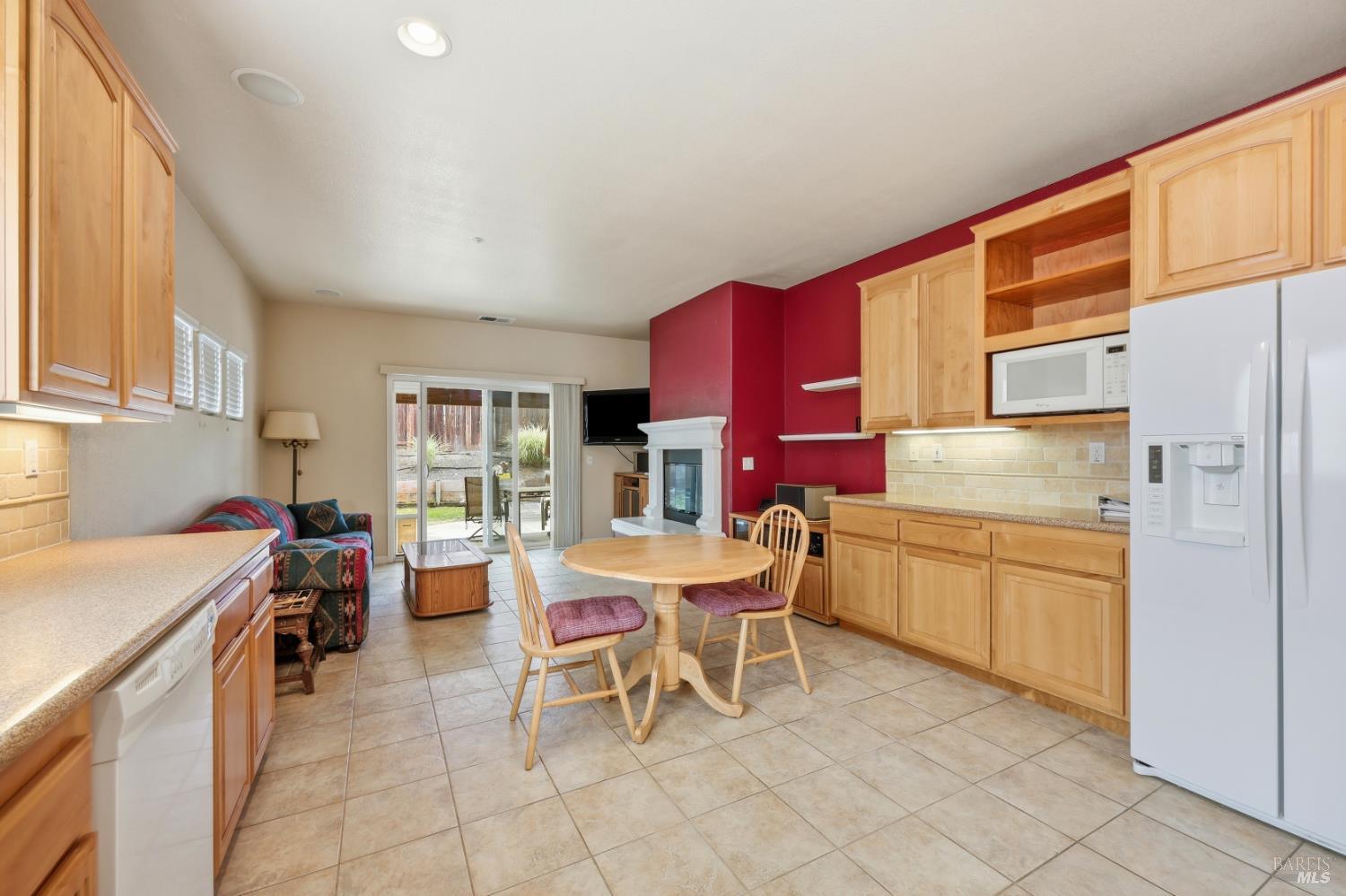 109 Douglas Fir Circle Cloverdale CA 95425