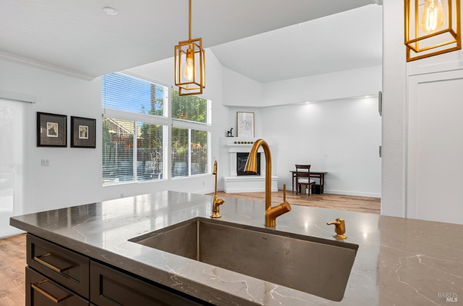 106 Grape Gables Way Cloverdale CA 95425